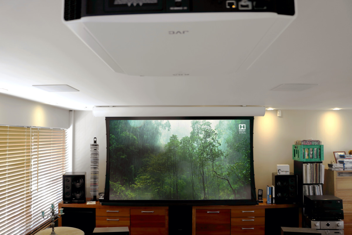 Feature: Sådan fik vi fed biograf i stuen DEL 4 - Projektor, lærred, TV -